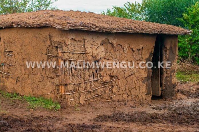traditional maasai hut kenya mud